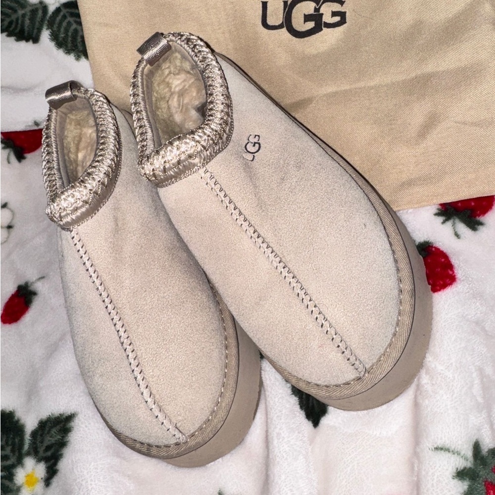 UGG Cream and Tan Ankle Booties